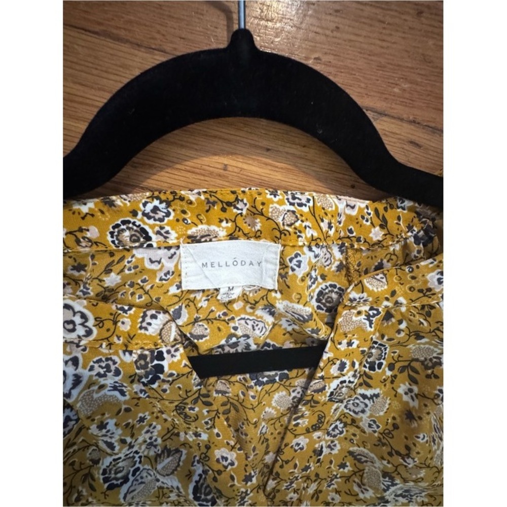 Melloday Women's Yellow Floral V-Neck 3/4 Sleeve Blouse Size M - Picture 2 of 4